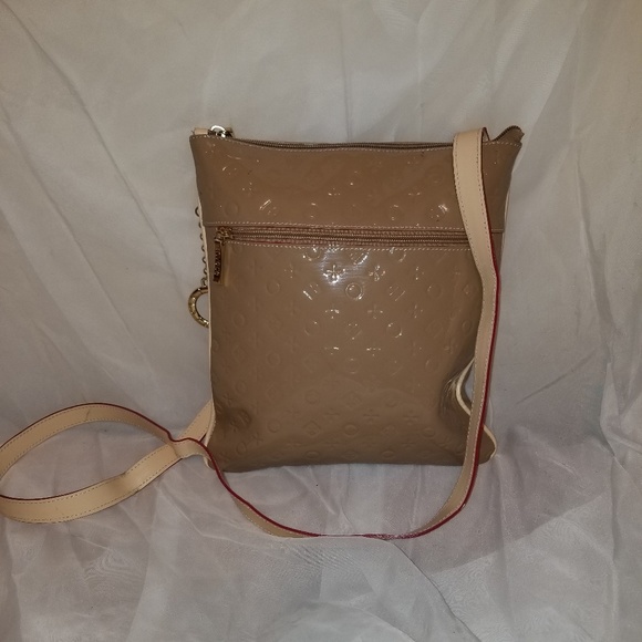 INVENCE Handbags - INVECE-Made in Italy